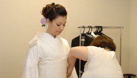 1 時雨殿控室にてお着付け