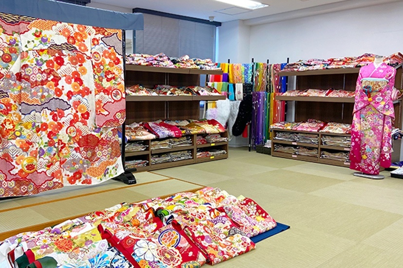 京都さがの館 振袖レンタル 茨木店