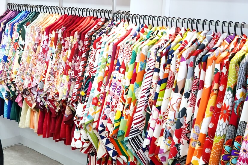 京都さがの館 袴レンタル 京都四条本店