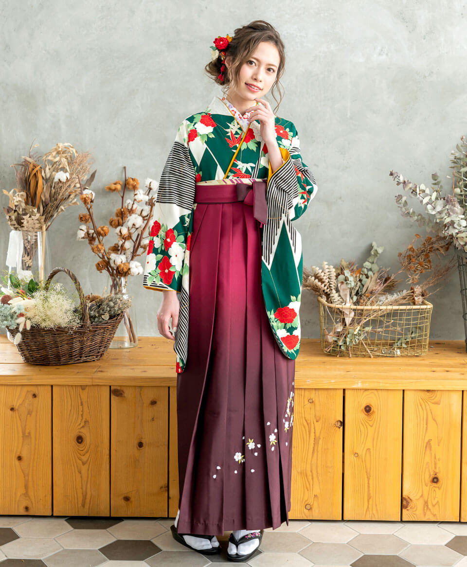 東京で人気の卒業式のレンタル袴