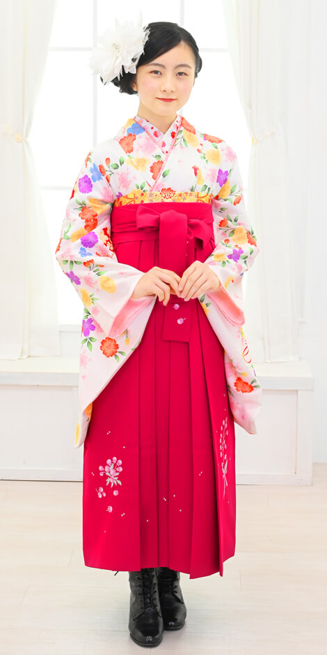 小学校卒業式の袴をお安くレンタル｜京都・大阪梅田・天王寺・神戸三宮・東京・埼玉