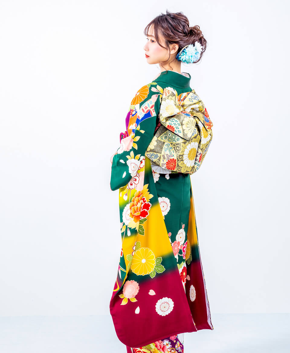 緑色の成人式のレンタル振袖