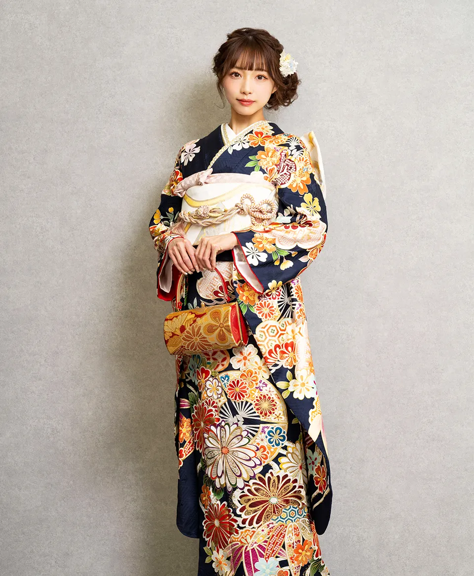 成人式にレンタルできるかっこいい振袖