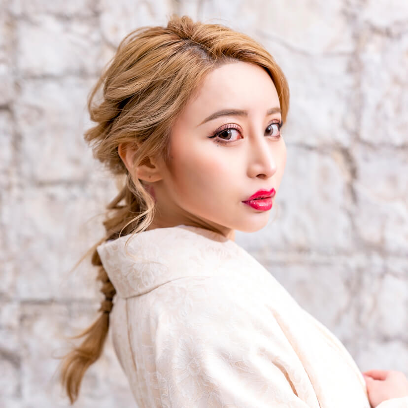 編みおろしダウンヘア