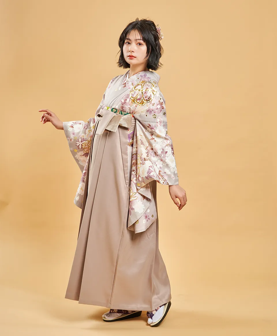 小学生に人気の卒業式の袴