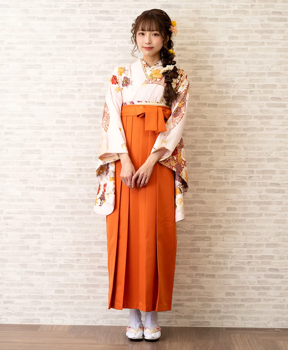 卒業式袴レンタル 着物：ライトピンク手まり金散し花／BB4002 袴：オレンジ／ORG010